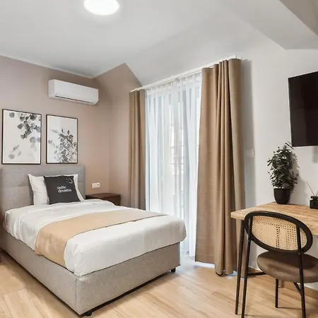 Апартаменты Limehome Solonos Center Афины