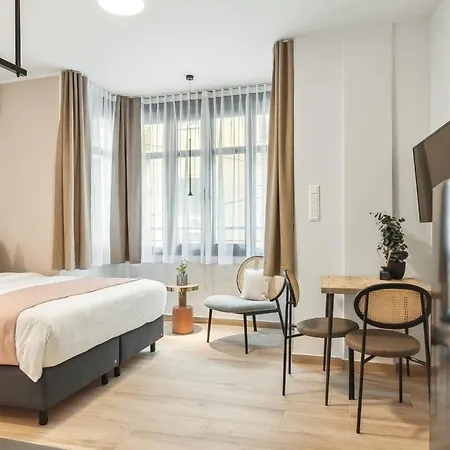 Limehome Solonos Center Апартаменты Афины