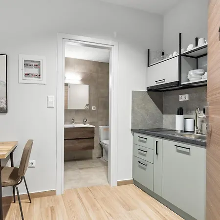 Апартаменты Limehome Solonos Center Афины