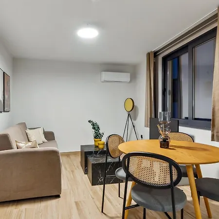 Апартаменты Limehome Solonos Center Афины