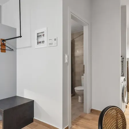 Апартаменты Limehome Solonos Center