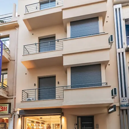 Apartment Limehome Solonos Center *